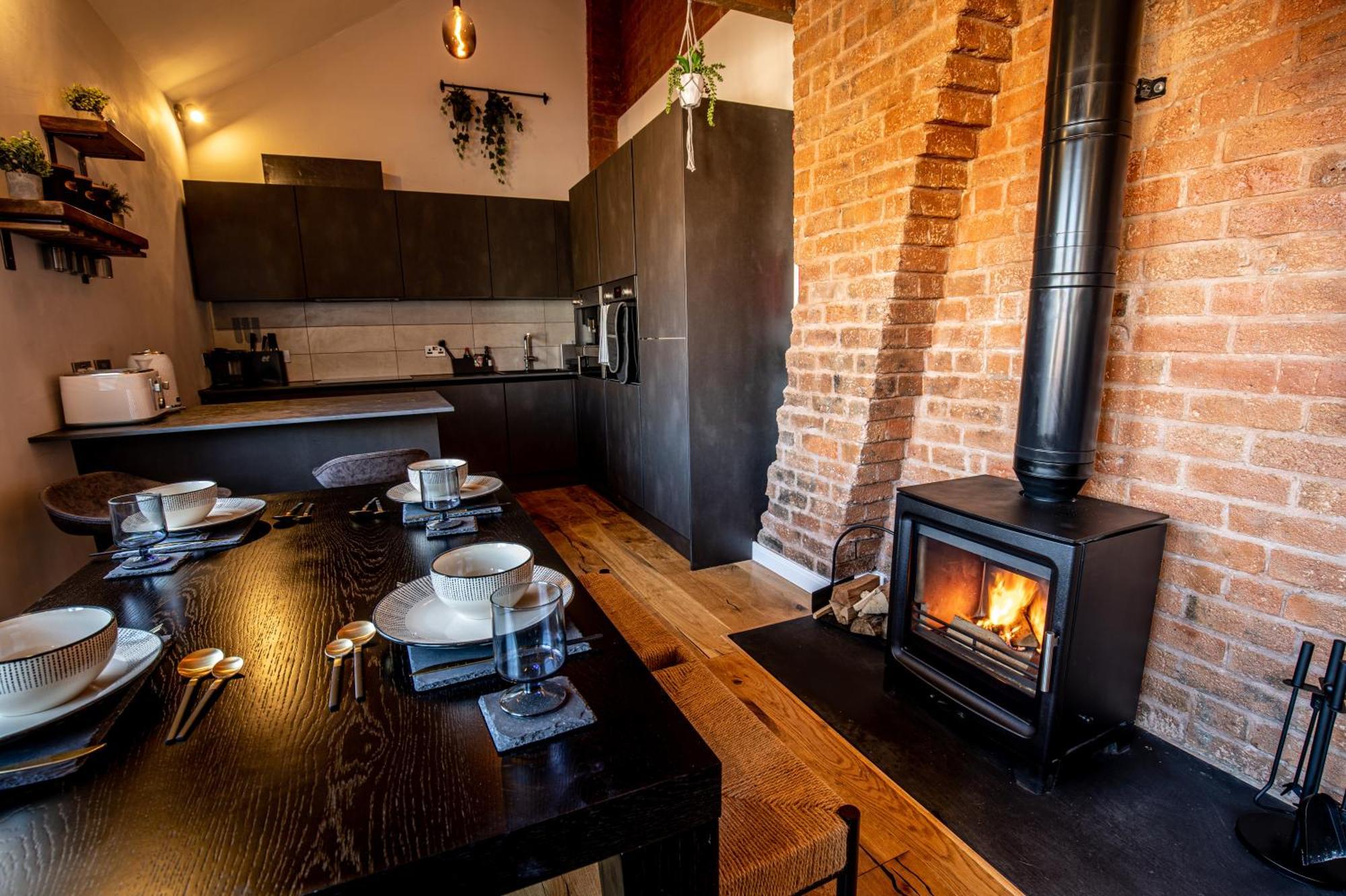 Willa Vip 3Br Grade2 Luxurious Industrial House With Wood Fire, Electric Blinds And Big Cast Iron Windows In The Heart Of The Jq Birmingham Zewnętrze zdjęcie